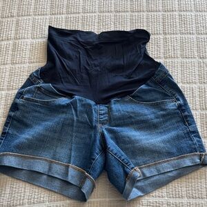 a:glow Maternity Jean shorts